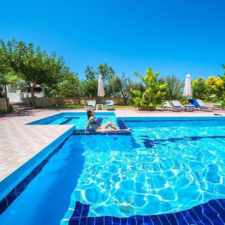 Villas Louloudaki Loutra 外观 照片