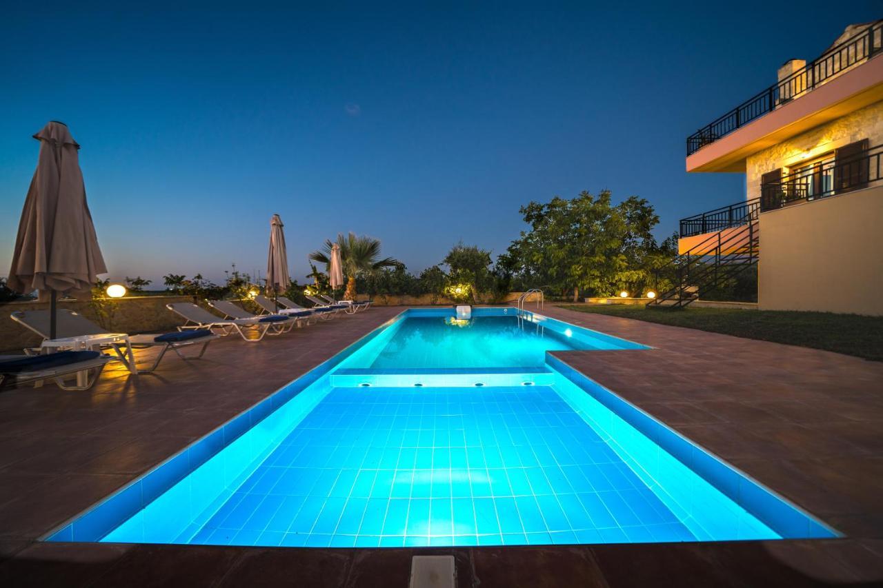 Villas Louloudaki Loutra 外观 照片