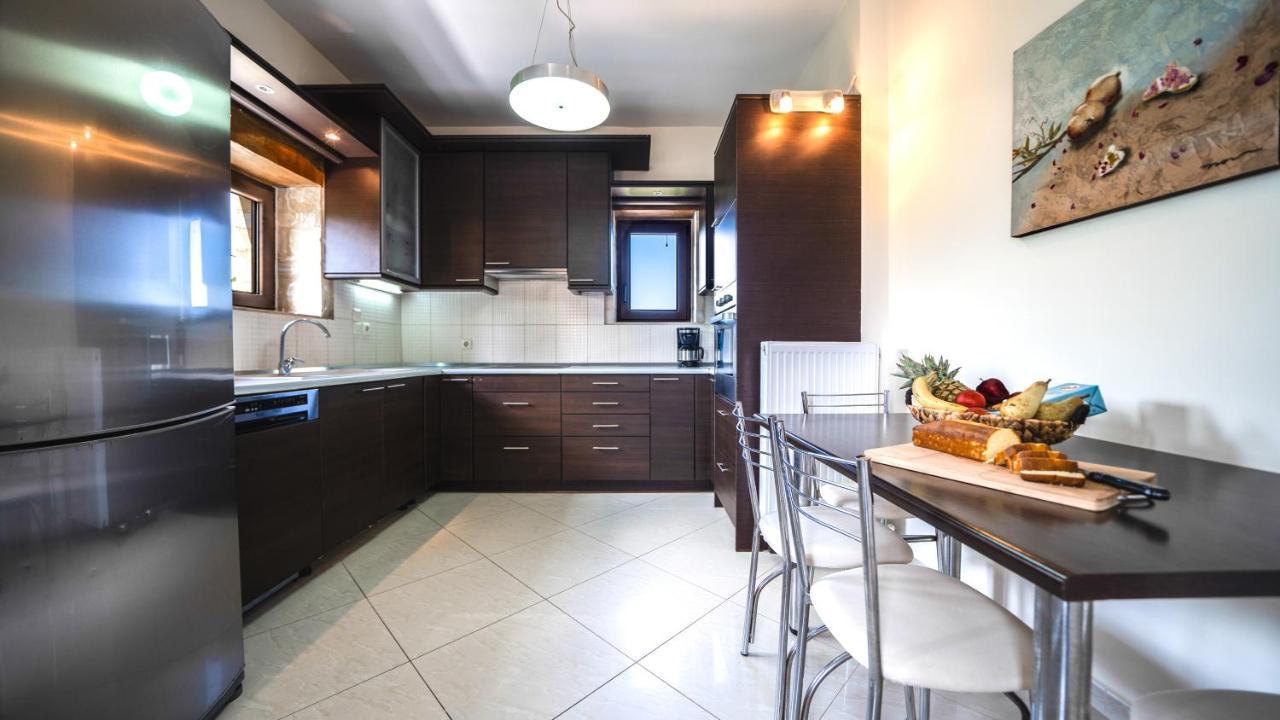 Villas Louloudaki Loutra 外观 照片
