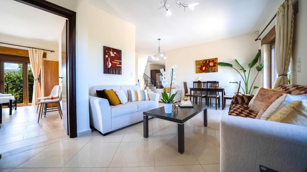 Villas Louloudaki Loutra 外观 照片
