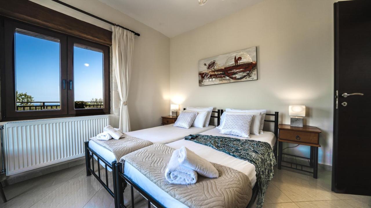 Villas Louloudaki Loutra 外观 照片
