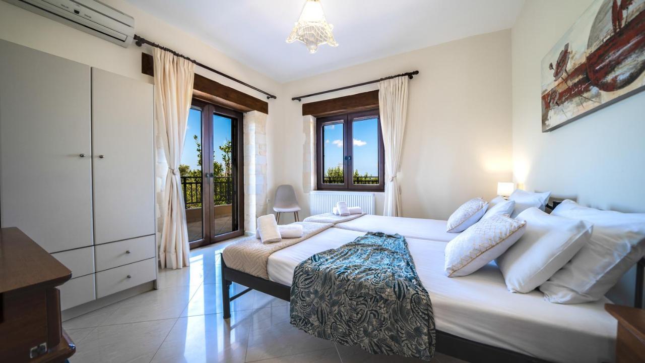 Villas Louloudaki Loutra 外观 照片
