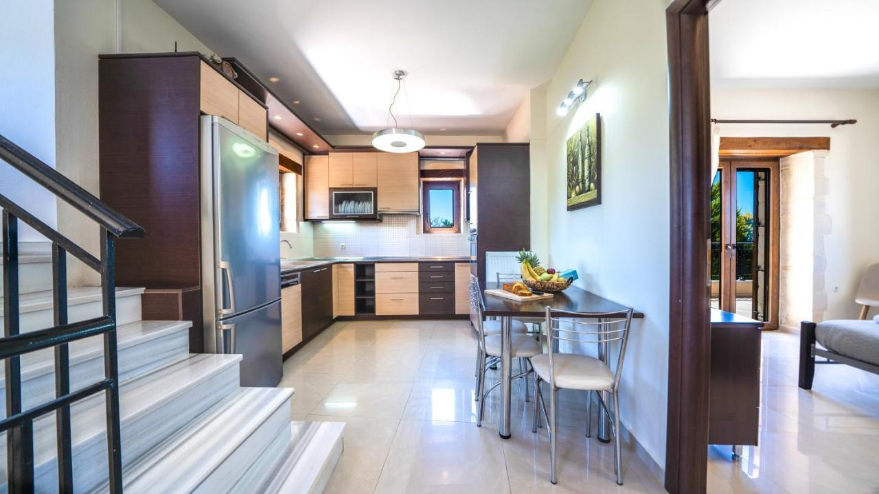 Villas Louloudaki Loutra 外观 照片
