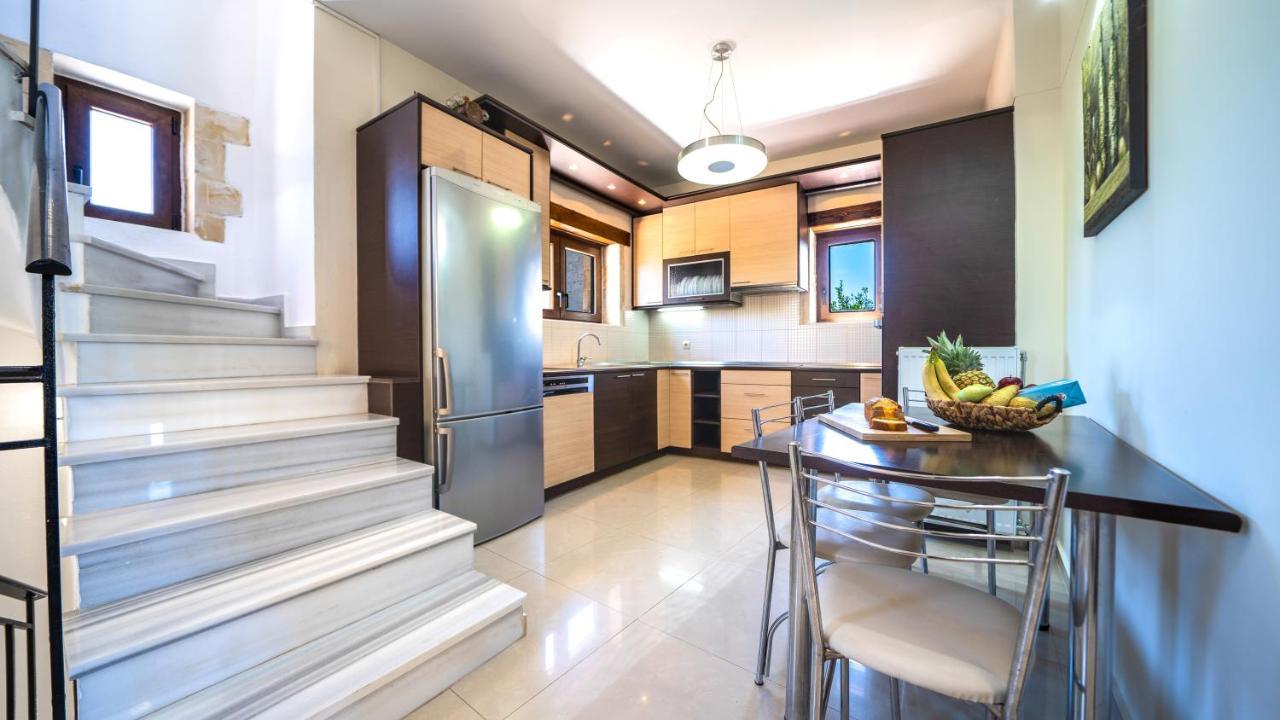 Villas Louloudaki Loutra 外观 照片